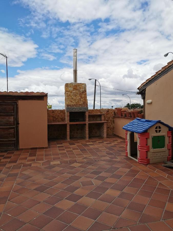 La Cerca De Torrecaballeros, A 10 Min De Segovia Esterno foto